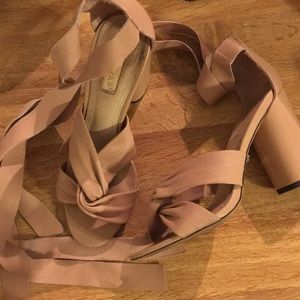 TOP SHOP lace-up sandal heal